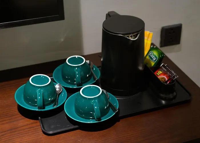 The Almin Khách sạn 4*