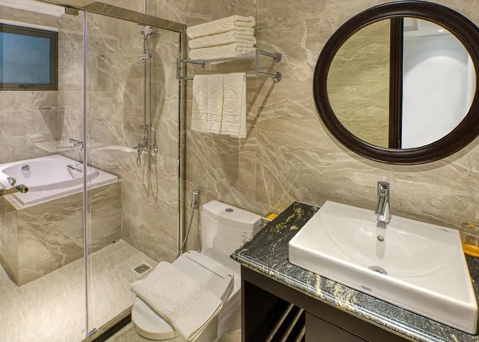 The Almin 4* Hạ Long