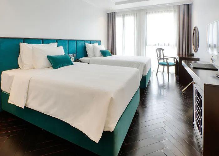 The Almin Khách sạn 4*